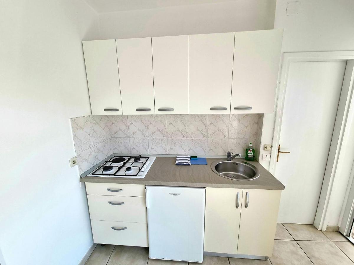 Apartments Ostrea - Mimoza نوفاليا المظهر الخارجي الصورة