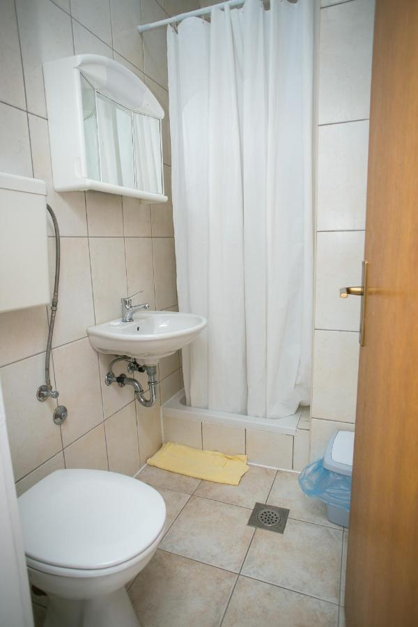 Apartments Ostrea - Mimoza نوفاليا المظهر الخارجي الصورة
