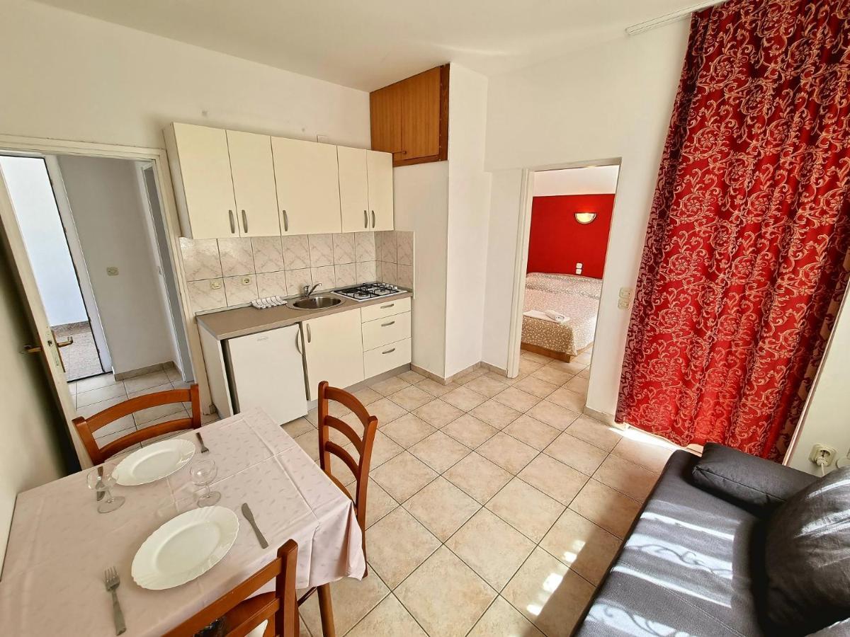 Apartments Ostrea - Mimoza نوفاليا المظهر الخارجي الصورة