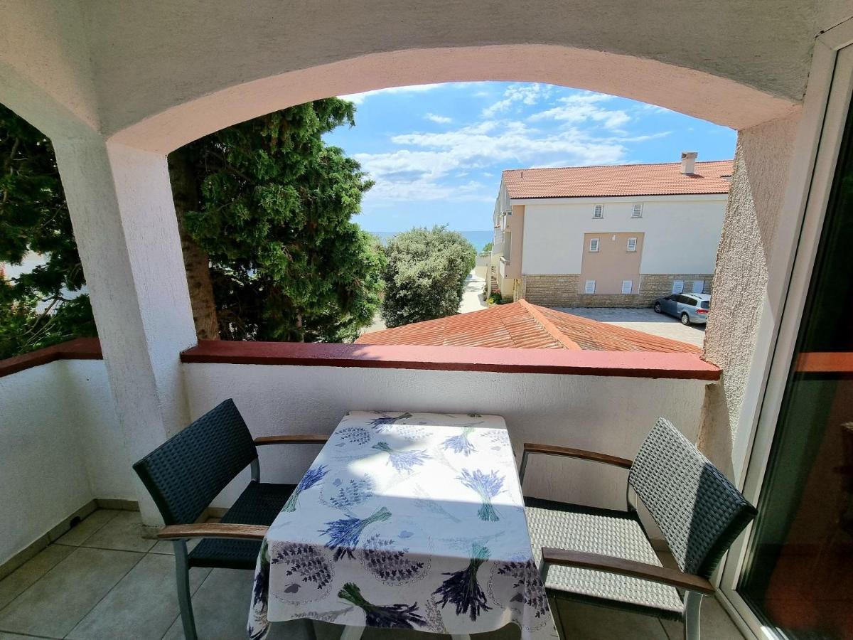 Apartments Ostrea - Mimoza نوفاليا المظهر الخارجي الصورة