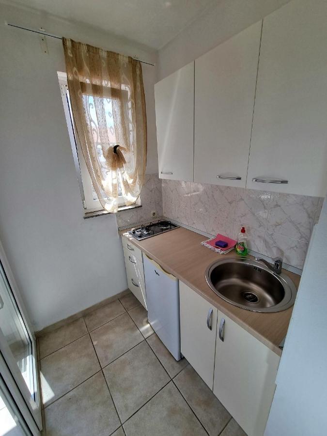 Apartments Ostrea - Mimoza نوفاليا المظهر الخارجي الصورة